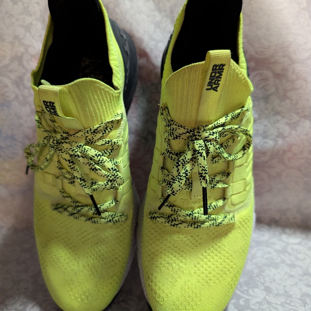 Under Armour Men's Bright Yellow Athletic Shoes
